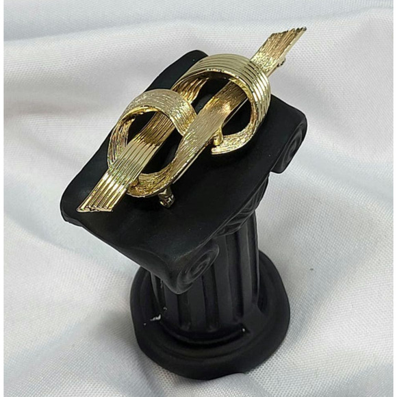 Textured Gold Tone Ribbon Bow Brooch Pin Signed Lisner Childhood Cancer Support - Picture 3 of 7